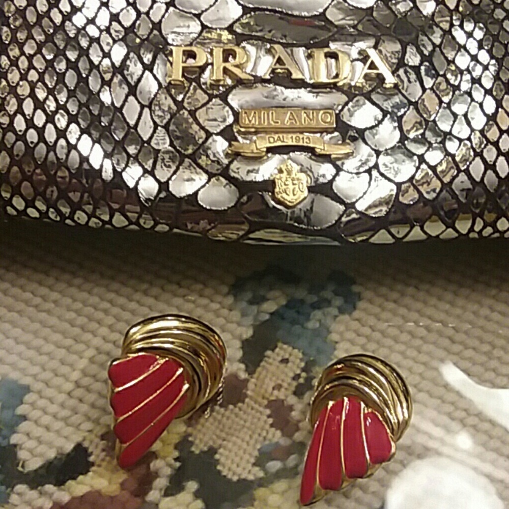 BOGO: Vintage Goldtone&Red Enamel Pierced Earrings
